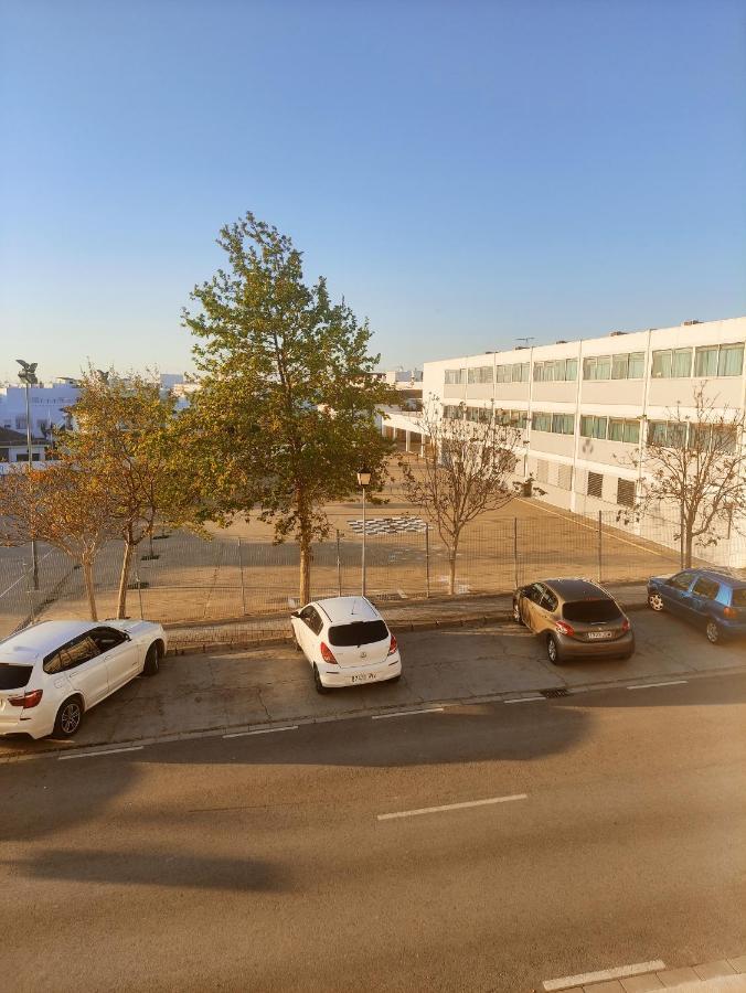 Apartamento Conileno Con Terraza โกนิล เด ลาฟรอนเตรา ภายนอก รูปภาพ