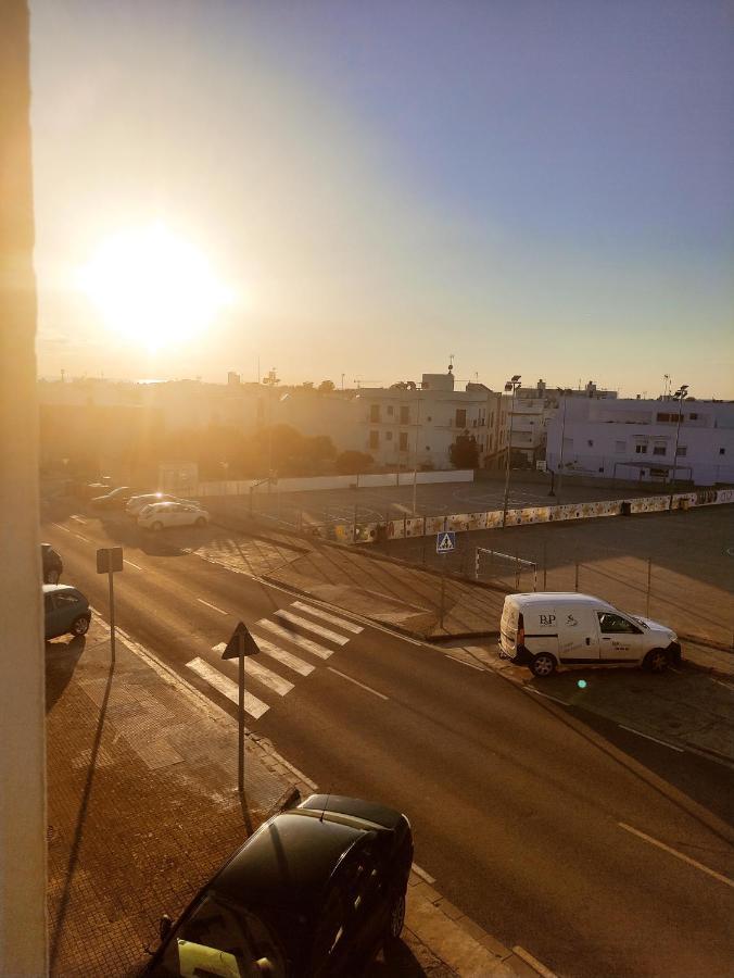 Apartamento Conileno Con Terraza โกนิล เด ลาฟรอนเตรา ภายนอก รูปภาพ