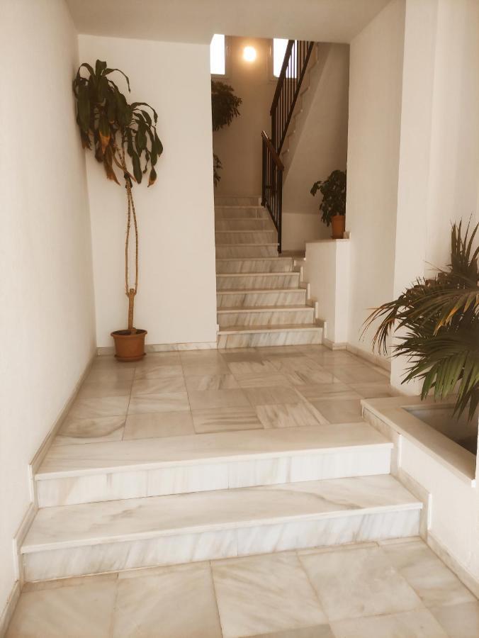Apartamento Conileno Con Terraza โกนิล เด ลาฟรอนเตรา ภายนอก รูปภาพ