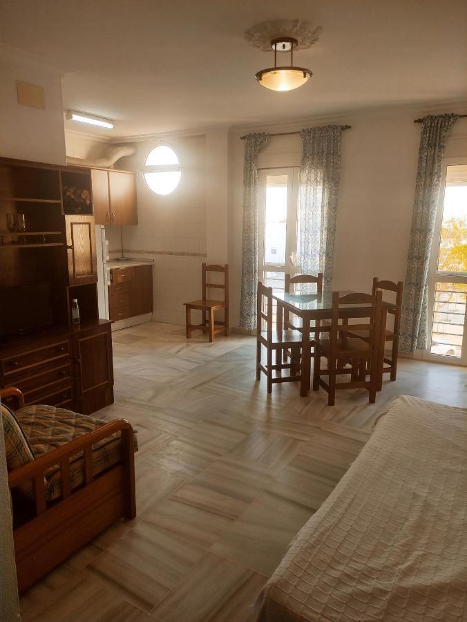Apartamento Conileno Con Terraza โกนิล เด ลาฟรอนเตรา ภายนอก รูปภาพ
